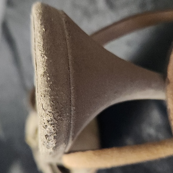 CLEARANCE SALE! Steller McCartney Suede Heels - Picture 10 of 14